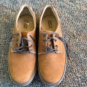 Johnston & Murphy Tan Leather Men's Oxfords